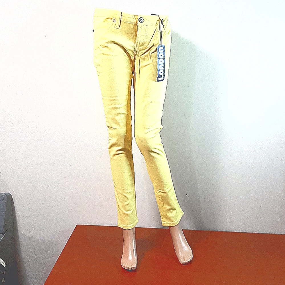 Yellow Pair of Denim Jeans Skin fit